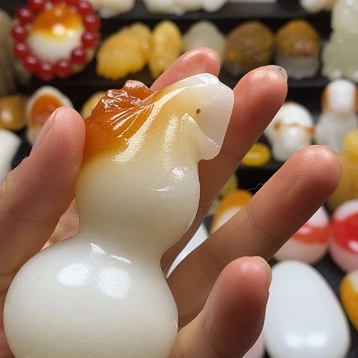 完全开放新疆戈壁五彩石