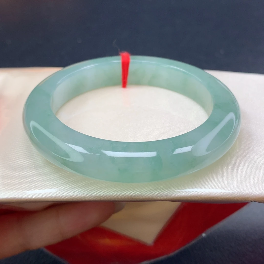 翡翠手镯未镶嵌（36号）