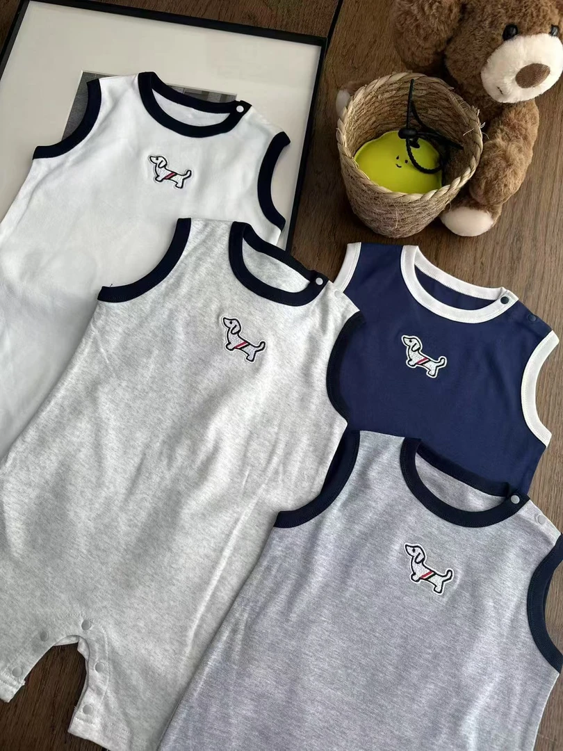 萌宝衣服专拍链接