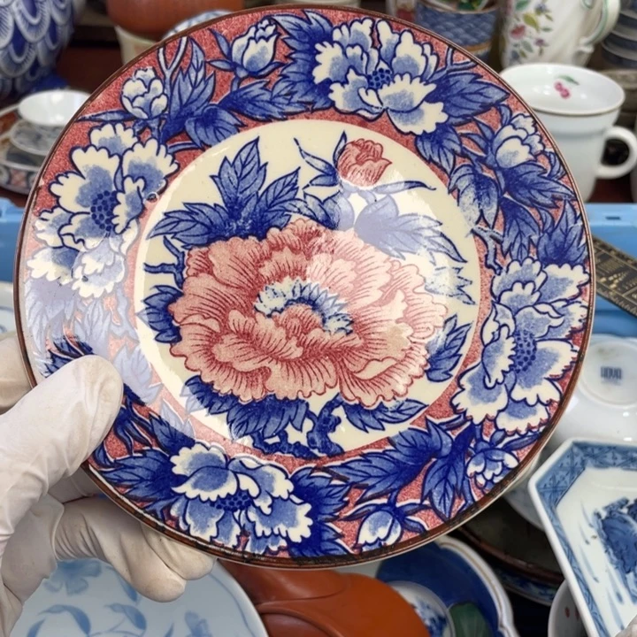 他家瓷器真美…开播了