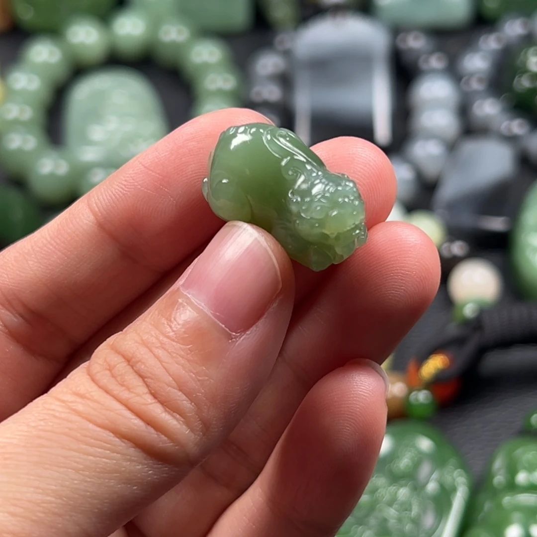 和田玉（碧玉）吊坠(不含链)未镶嵌