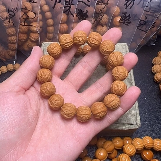 猴头核桃手串毒液啊啊啊