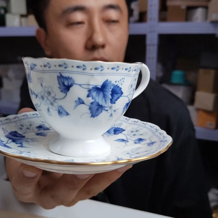 葡萄鸣嗨。。。。。。。。。。。。。