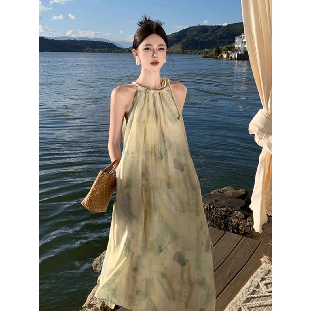 三亚海边裙子法式宽松气质连衣裙水墨晕染印花吊带度假风沙滩裙夏