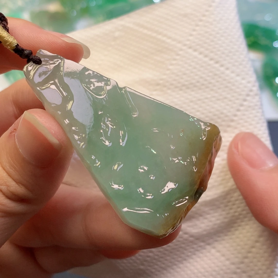 翡翠未镶嵌吊坠(不含链)