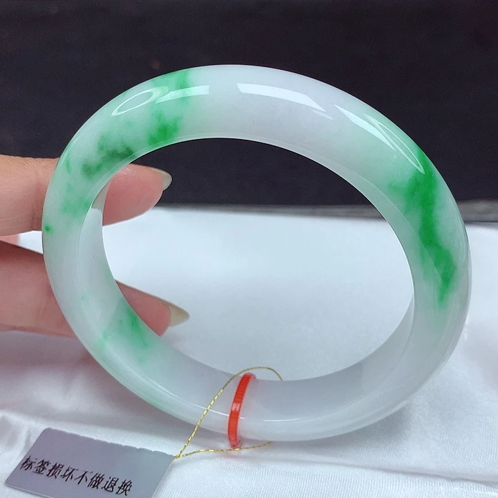 翡翠未镶嵌手镯58圈946