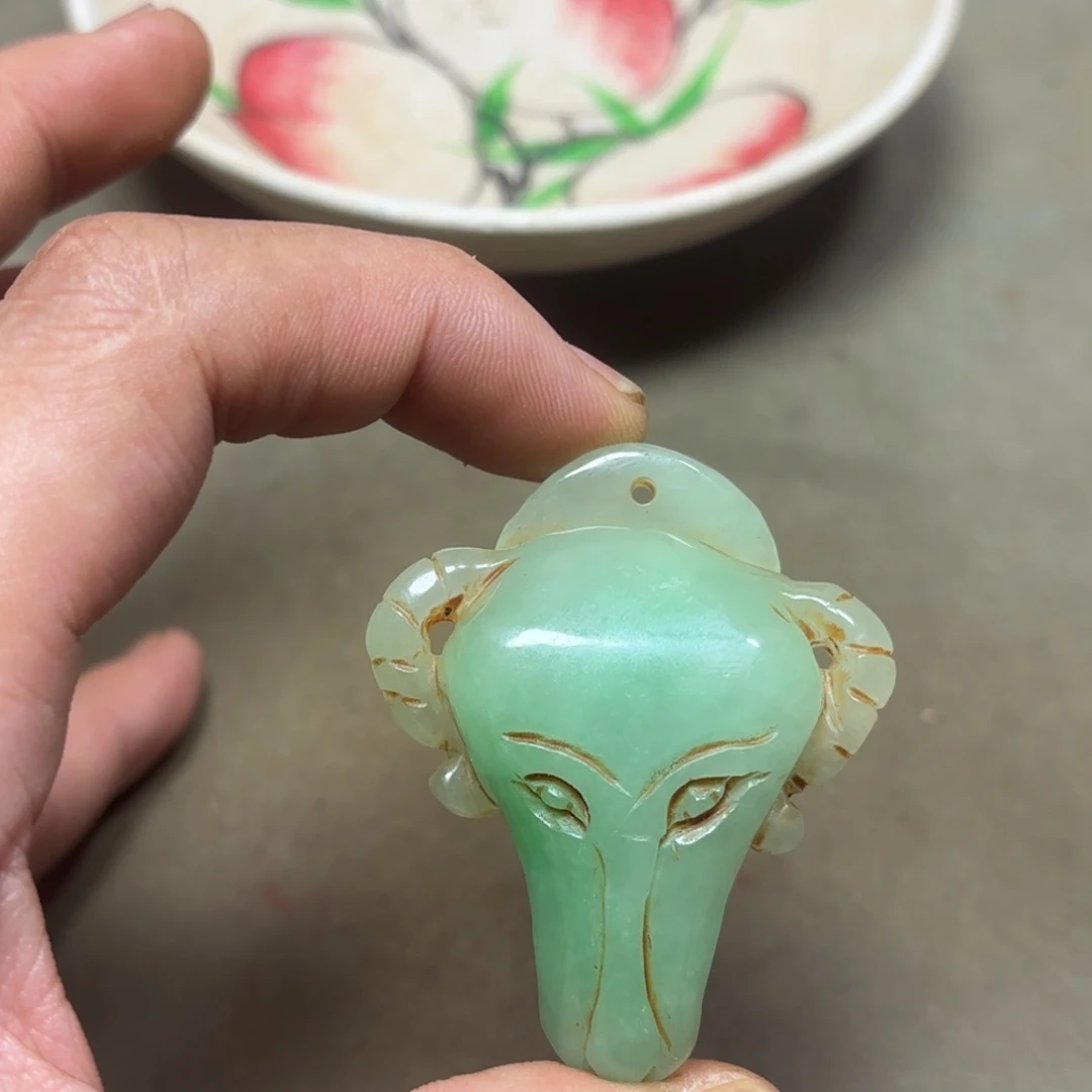 这个物件很老气啊