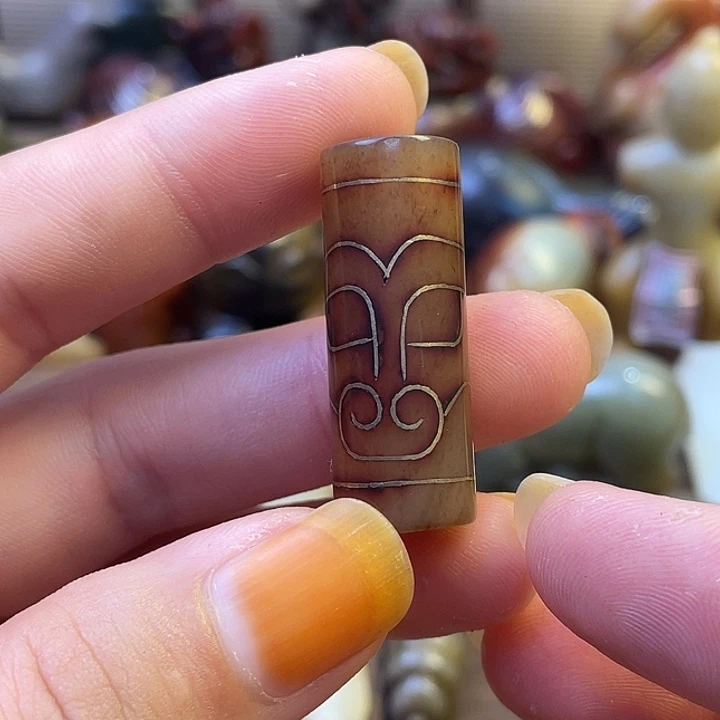 未镶嵌和田玉（糖玉）挂件