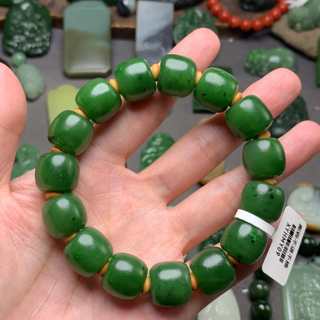 用***2和田玉未镶嵌颈饰