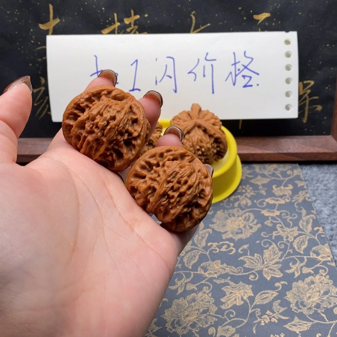 吊坠文玩核桃啊*白狮子
