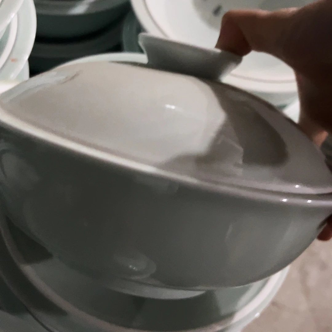 碗8寸品锅一个陶瓷陶瓷