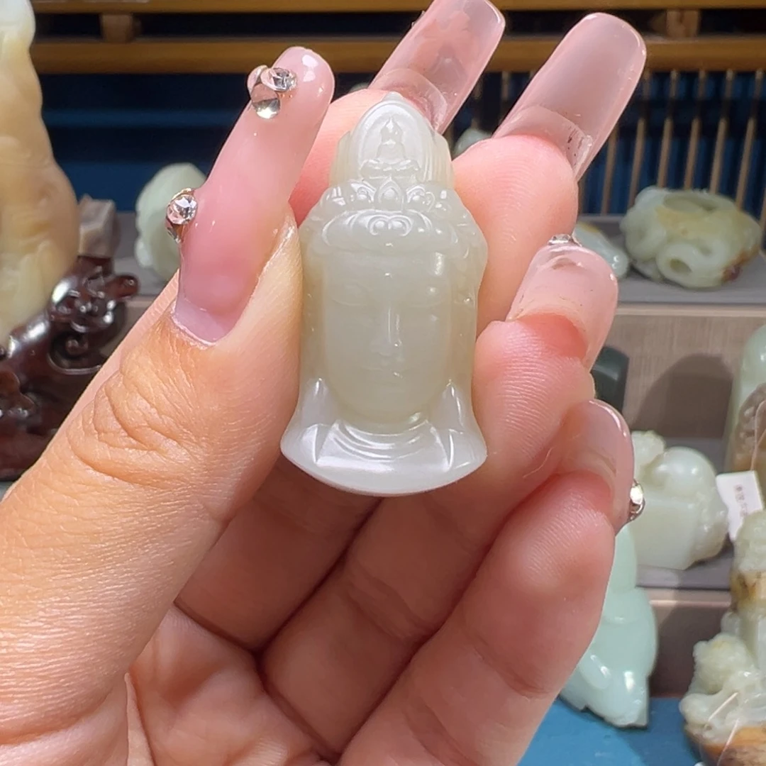 和田玉（糖玉）未镶嵌颈饰