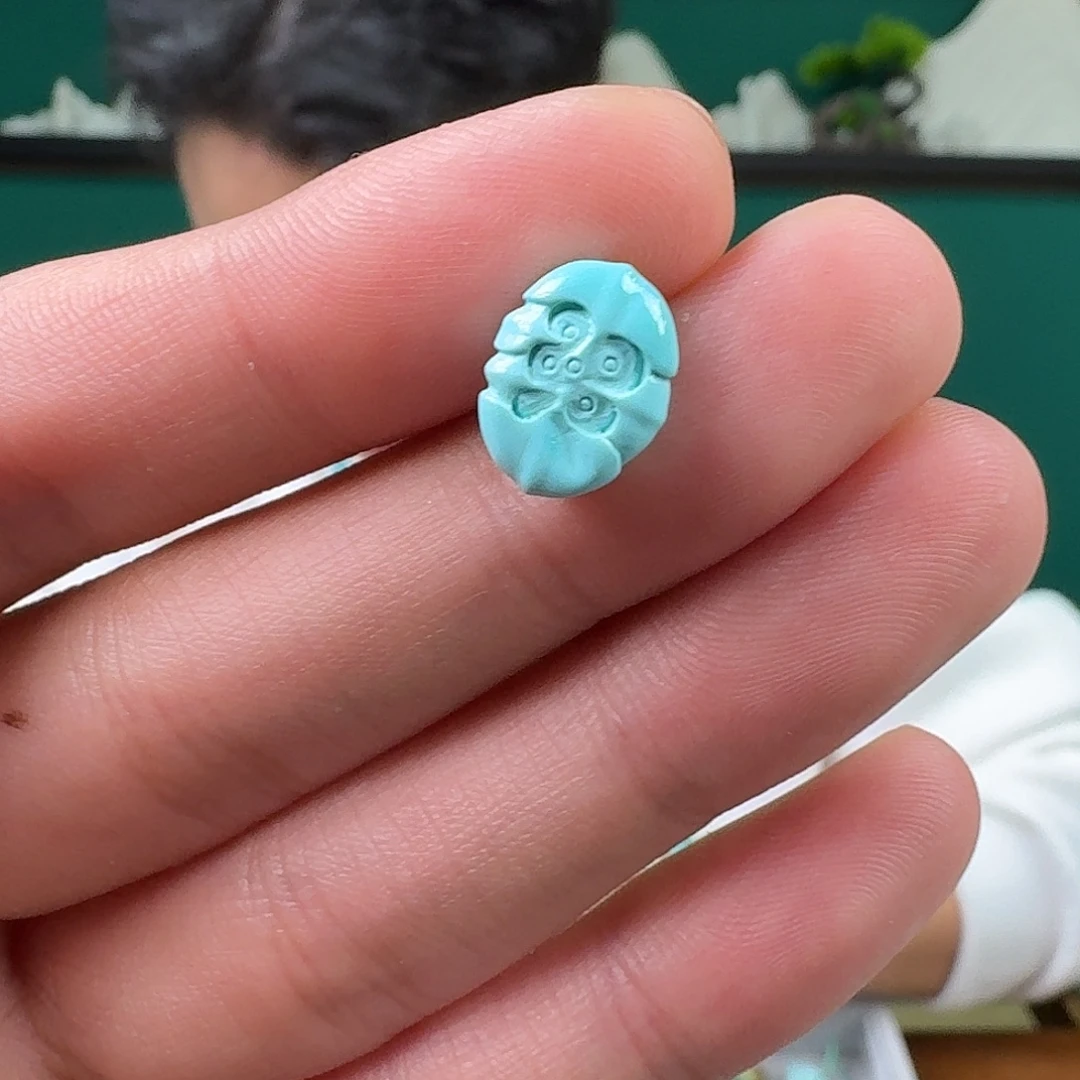 绿松石未镶嵌珠宝奇石