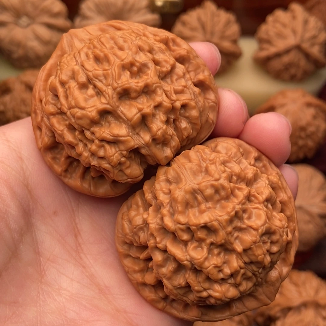 文玩核桃把件精品大官帽48