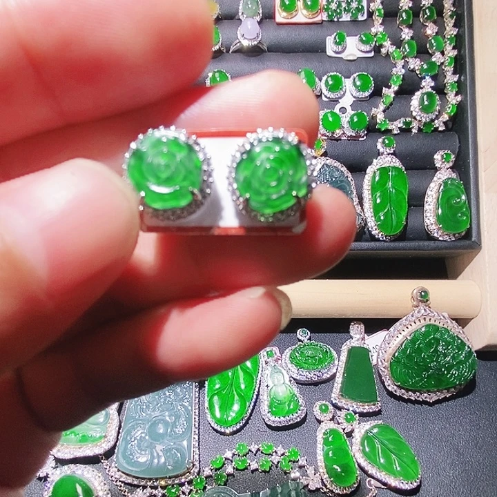 未镶嵌翡翠耳饰18