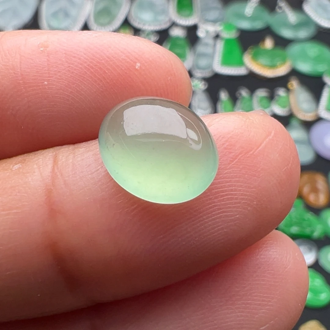 翡翠未镶嵌颈饰蛋10.2