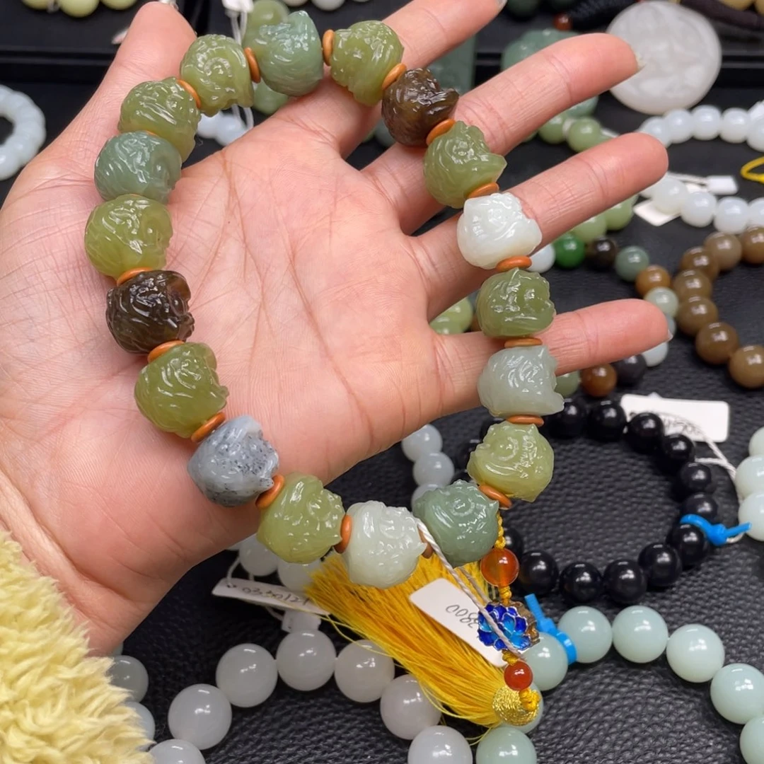 和田玉未镶嵌手链