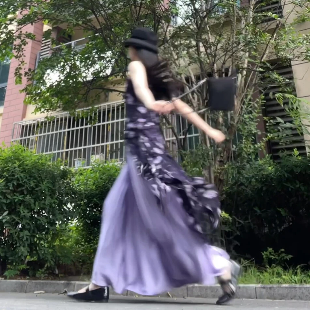 夏季法式紫色碎花吊带连衣裙子女2025新款今年流行半身裙两件套装