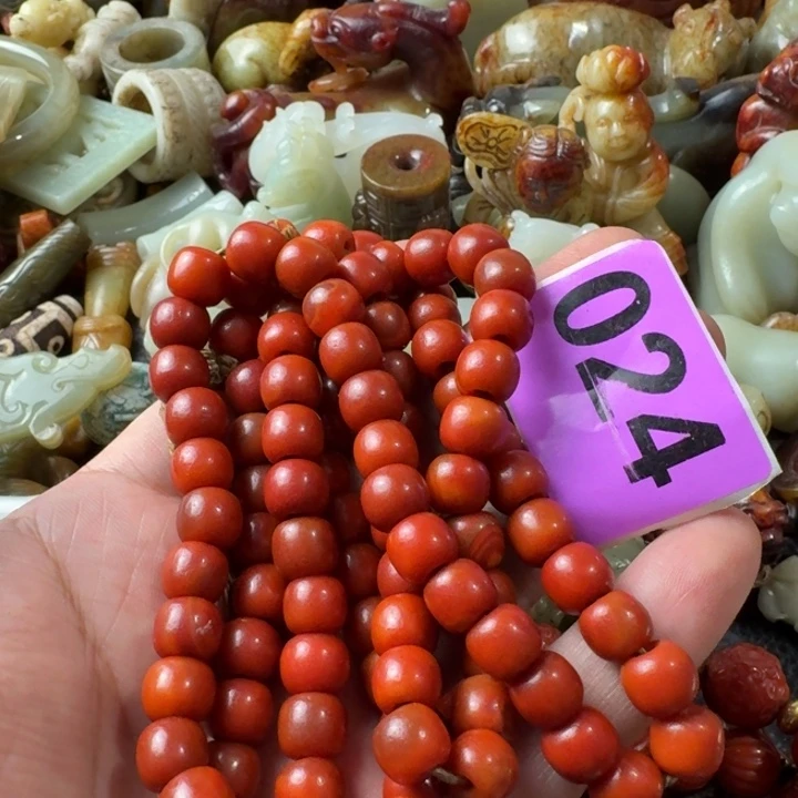 飞***猴玛瑙/玉髓颈饰未镶嵌