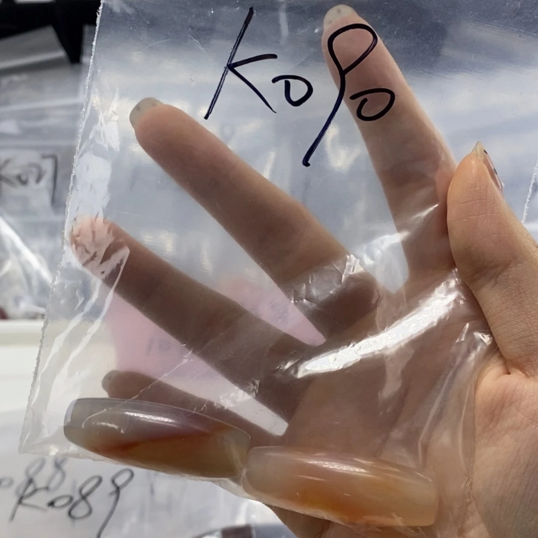 宝***奶玛瑙/玉髓合金珠宝半成品