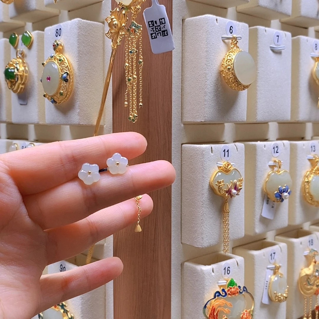 和田玉银S925镶嵌颈饰