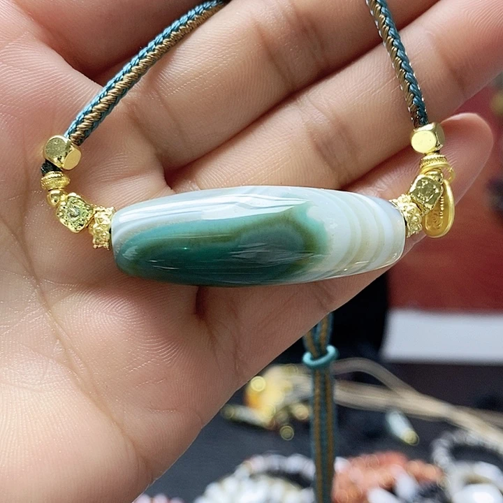 玛瑙/玉髓合金颈饰