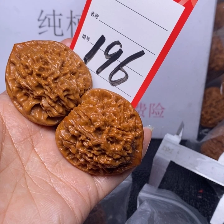 文玩核桃把件196，43官帽色差