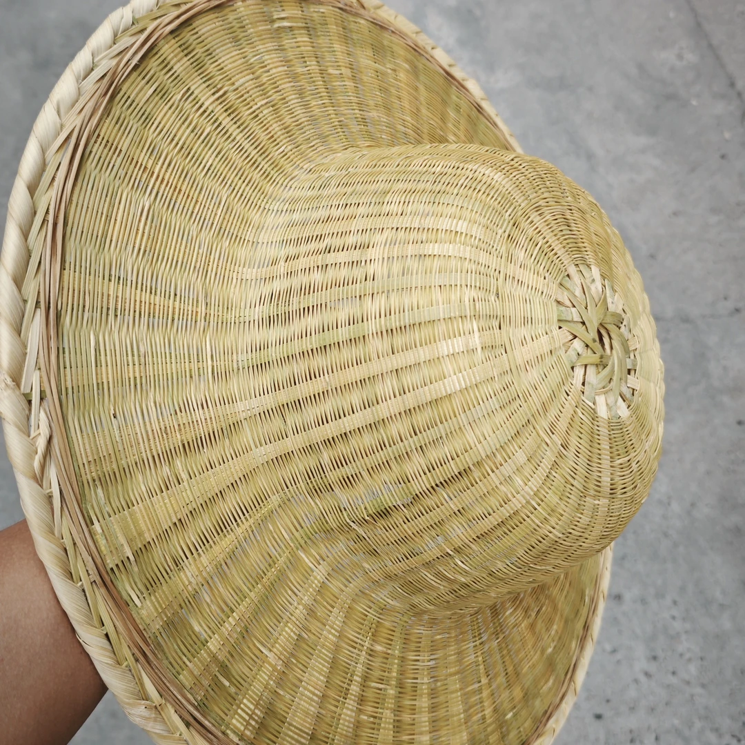 精品纯手工竹编遮阳帽43厘米左右，一毫米细丝编制。