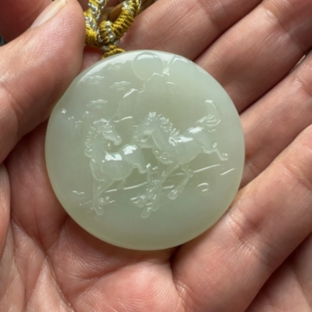 【闪购商品】颈饰未镶嵌和田玉