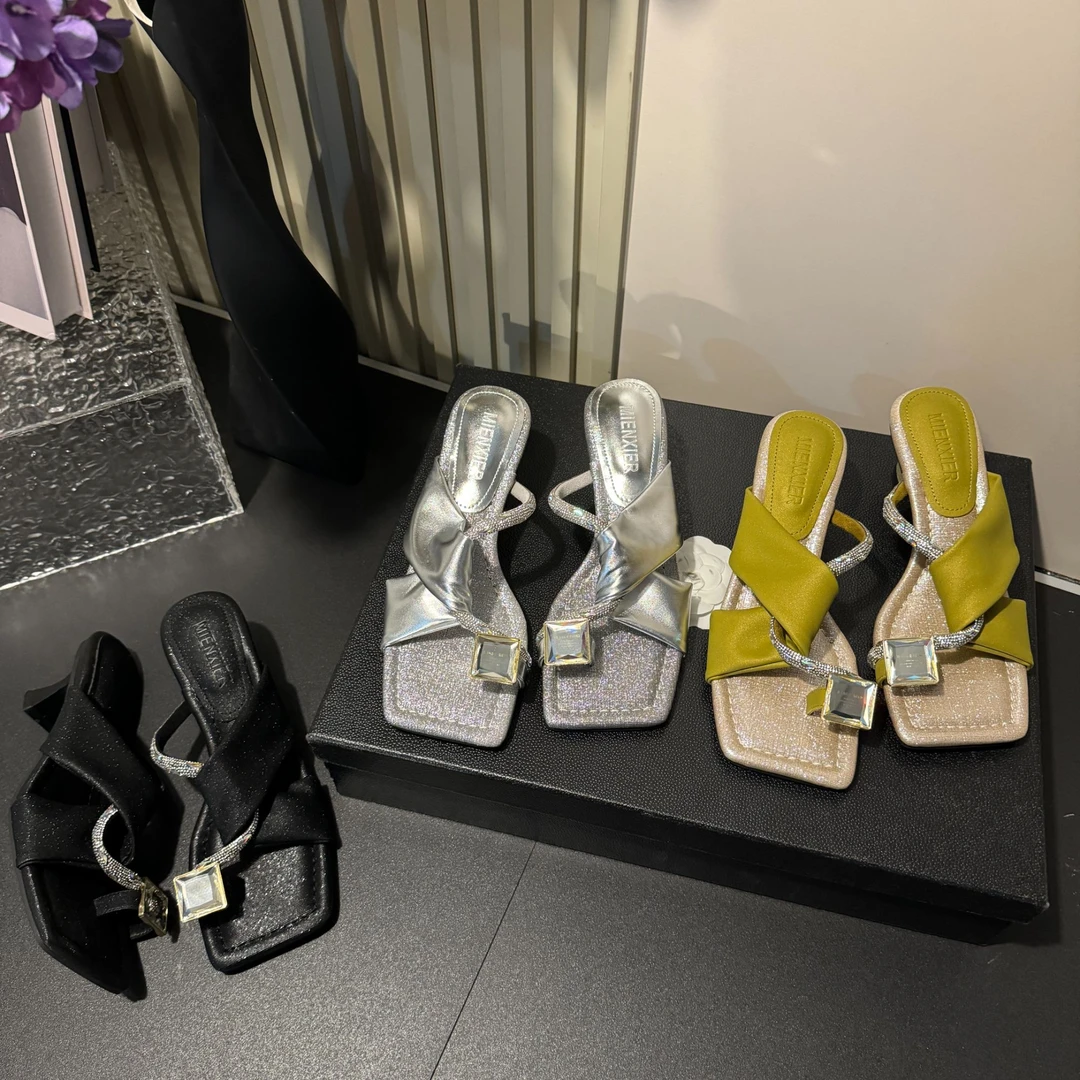 【现现】夏新款新时尚中式宝石高级感舒适小众设计款爆款凉鞋 - 5CM