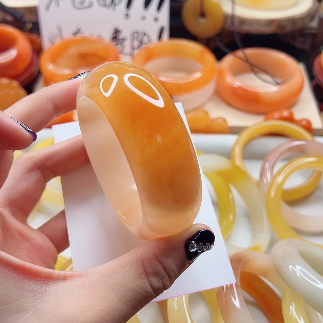 静***m石英质玉（黄龙玉）未镶嵌手镯10