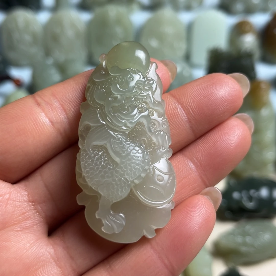 和田玉未镶嵌挂件