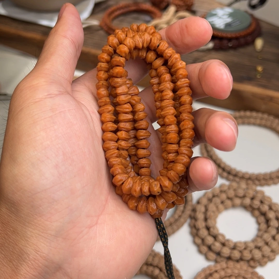 A***y吊坠柏香籽/百香籽