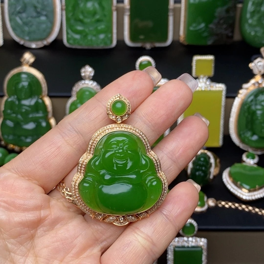 独***守和田玉（碧玉）18K金镶嵌戒指