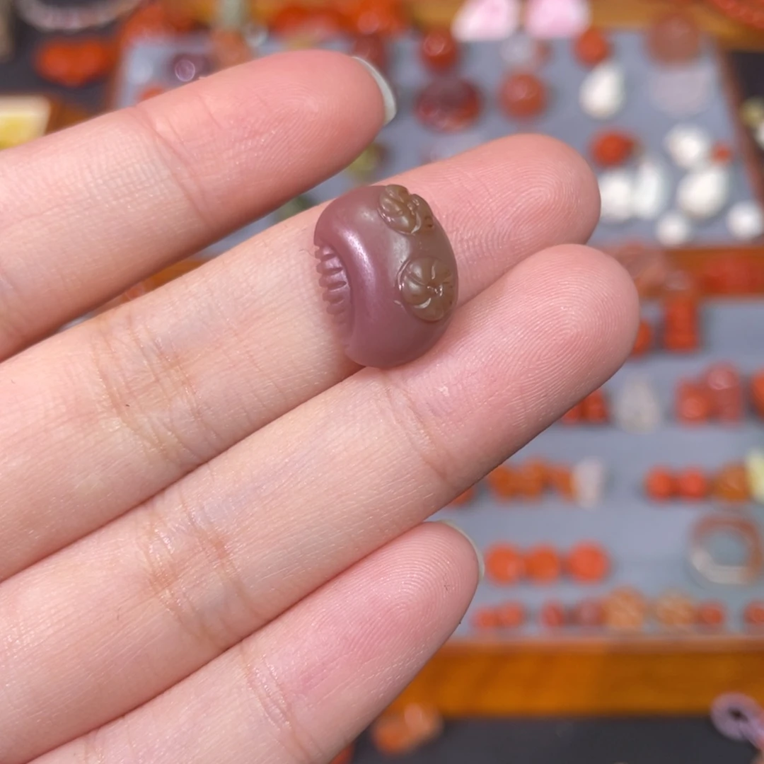 玛瑙/玉髓未镶嵌盐源玛瑙小梳子