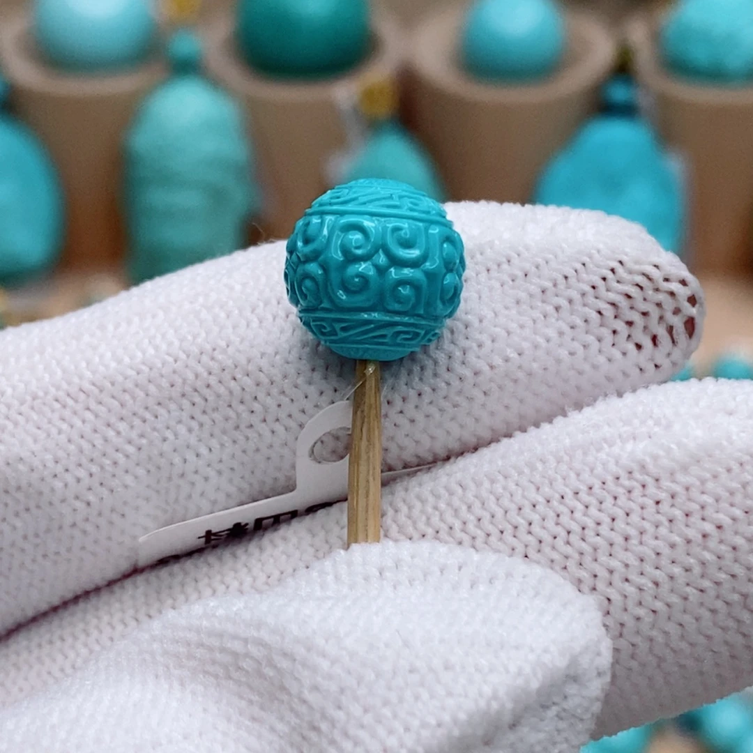 绿松石未镶嵌珠宝奇石10.6mm