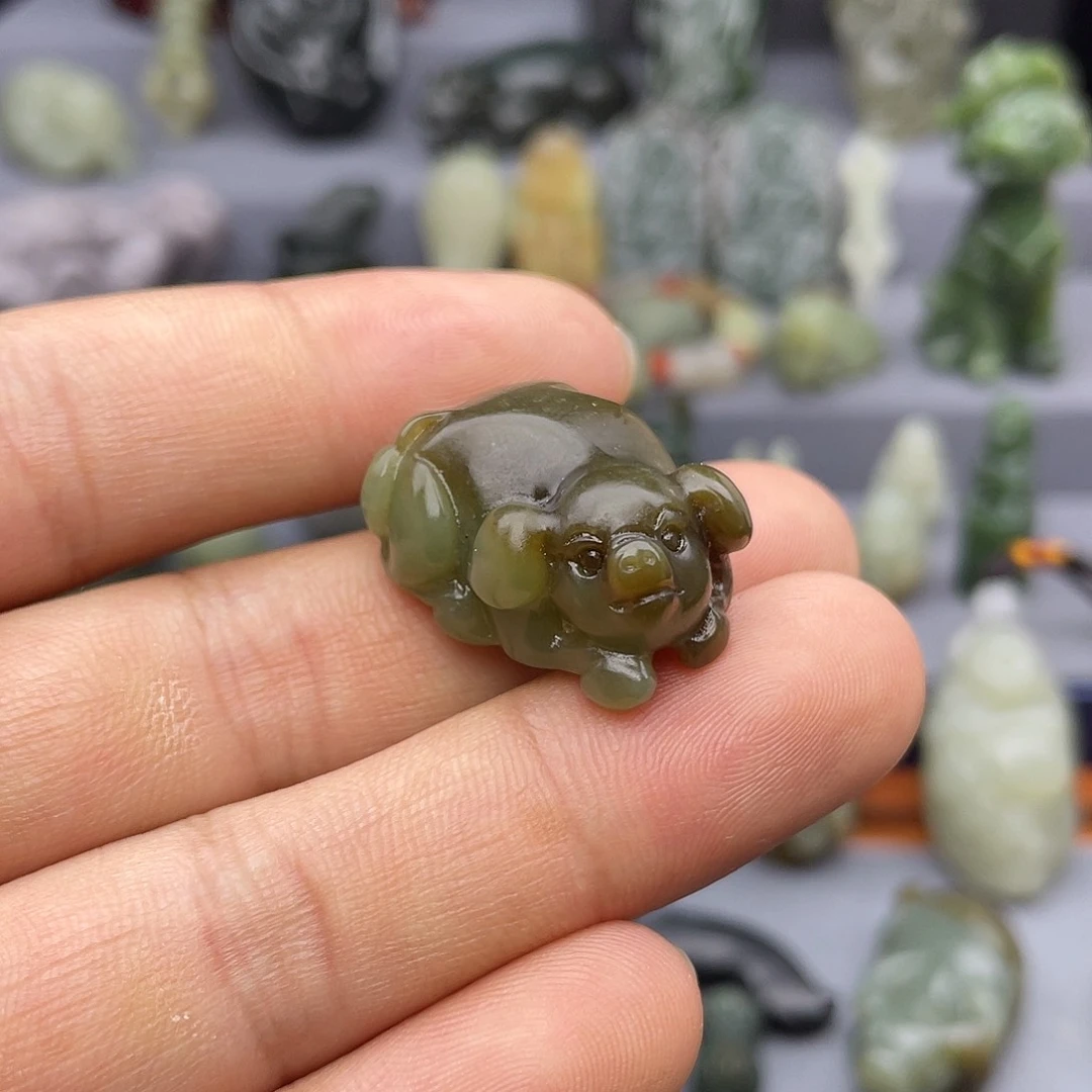 和田玉未镶嵌挂件