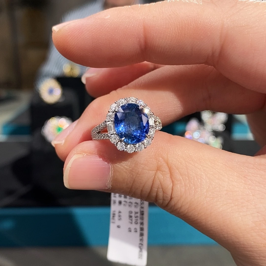 蓝宝石18K金镶嵌戒指AIGS无烧皇家蓝3.51ct