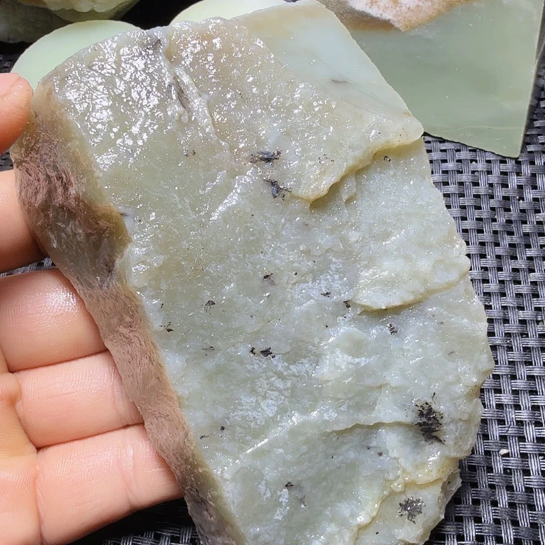 和田玉（糖玉）未镶嵌珠宝半成品