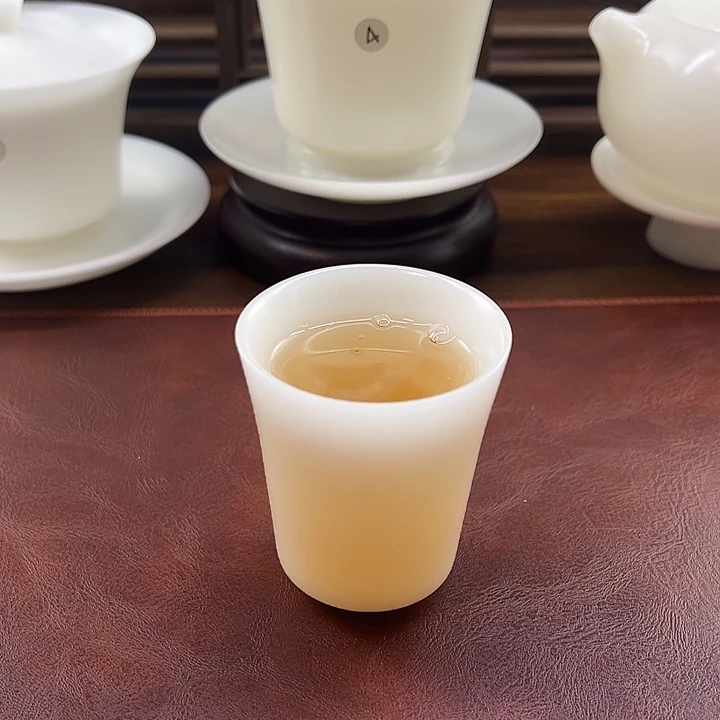 隐唐窑/精工璞玉素烧自生釉70ml如意闻香杯
