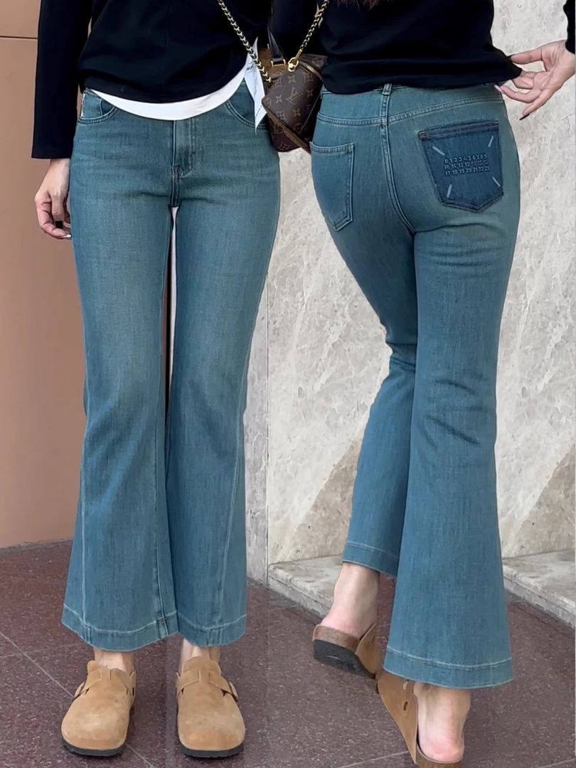 微喇叭牛仔裤女大码胖妹妹2025夏季梨型身材高腰修身显瘦直筒裤子