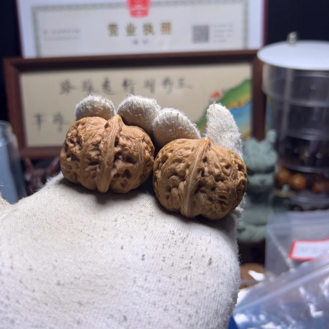 文玩核桃把件平谷元宝