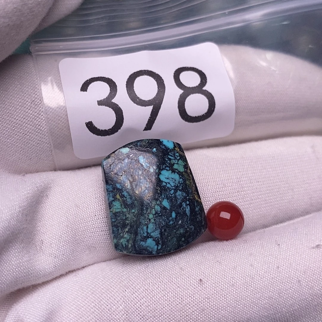 南红玛瑙未镶嵌珠宝奇石