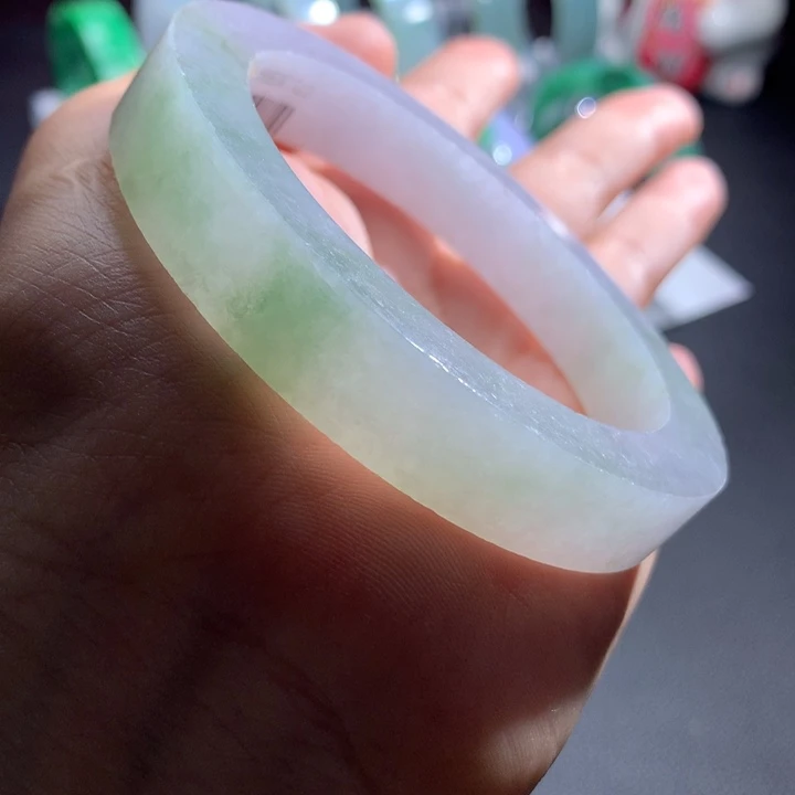 定制翡翠翡翠手镯未镶嵌