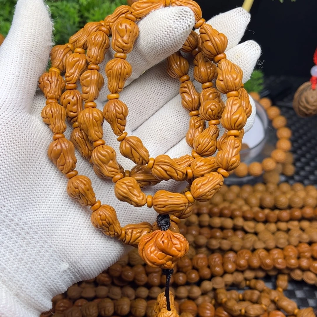 鹤***场文玩核桃吊坠葫芦脖挂