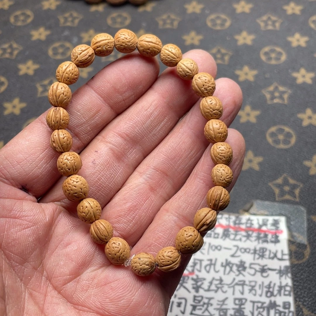 文玩核桃吊坠秋子