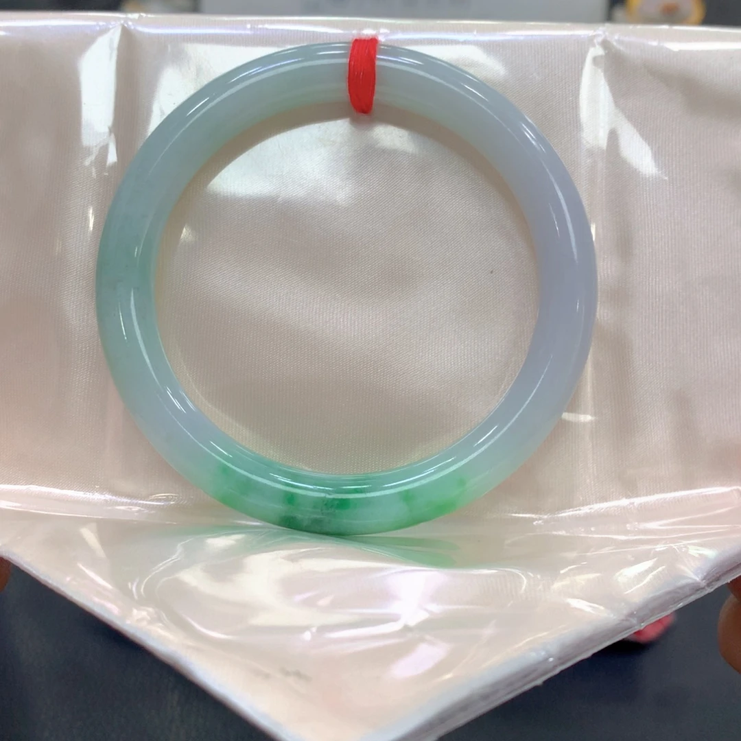 翡翠未镶嵌手镯翡翠37