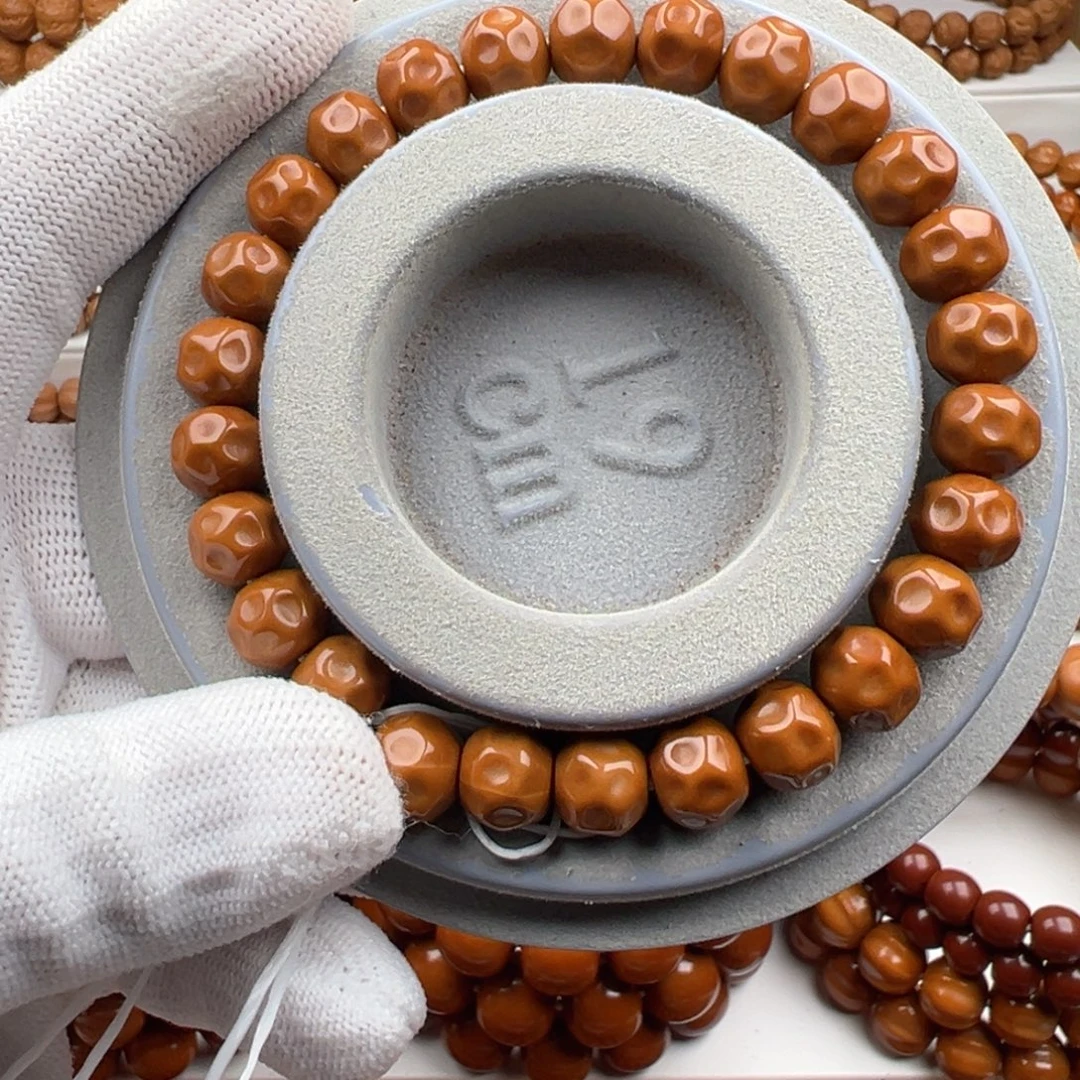 月***滴手串猴头核桃小奶酪