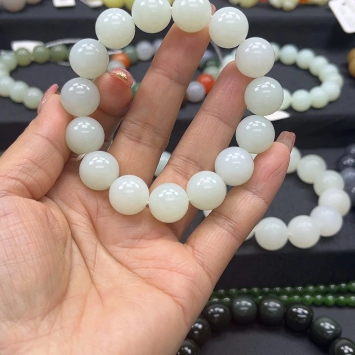 和田玉未镶嵌手链