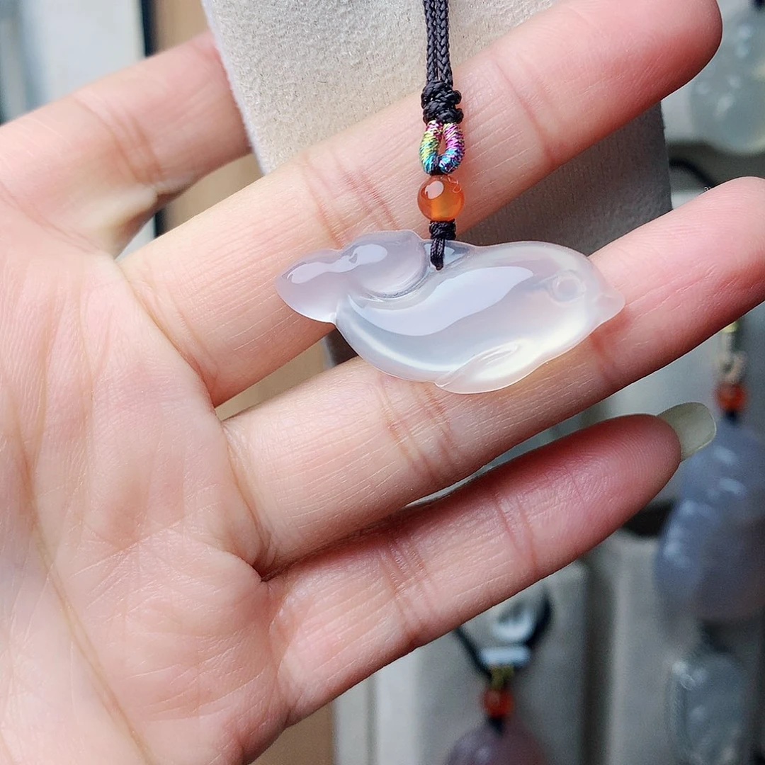 玛瑙/玉髓颈饰未镶嵌